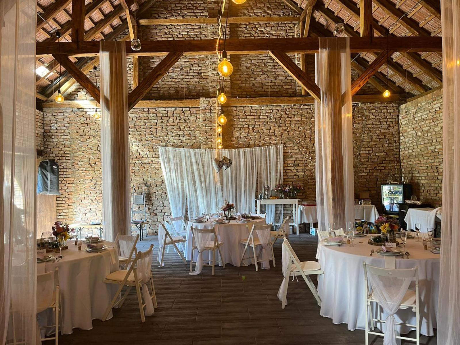 Penzion Posada Podivin Bagian luar foto